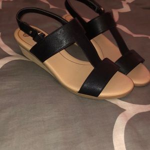 Dr. Scholls women’s wedges